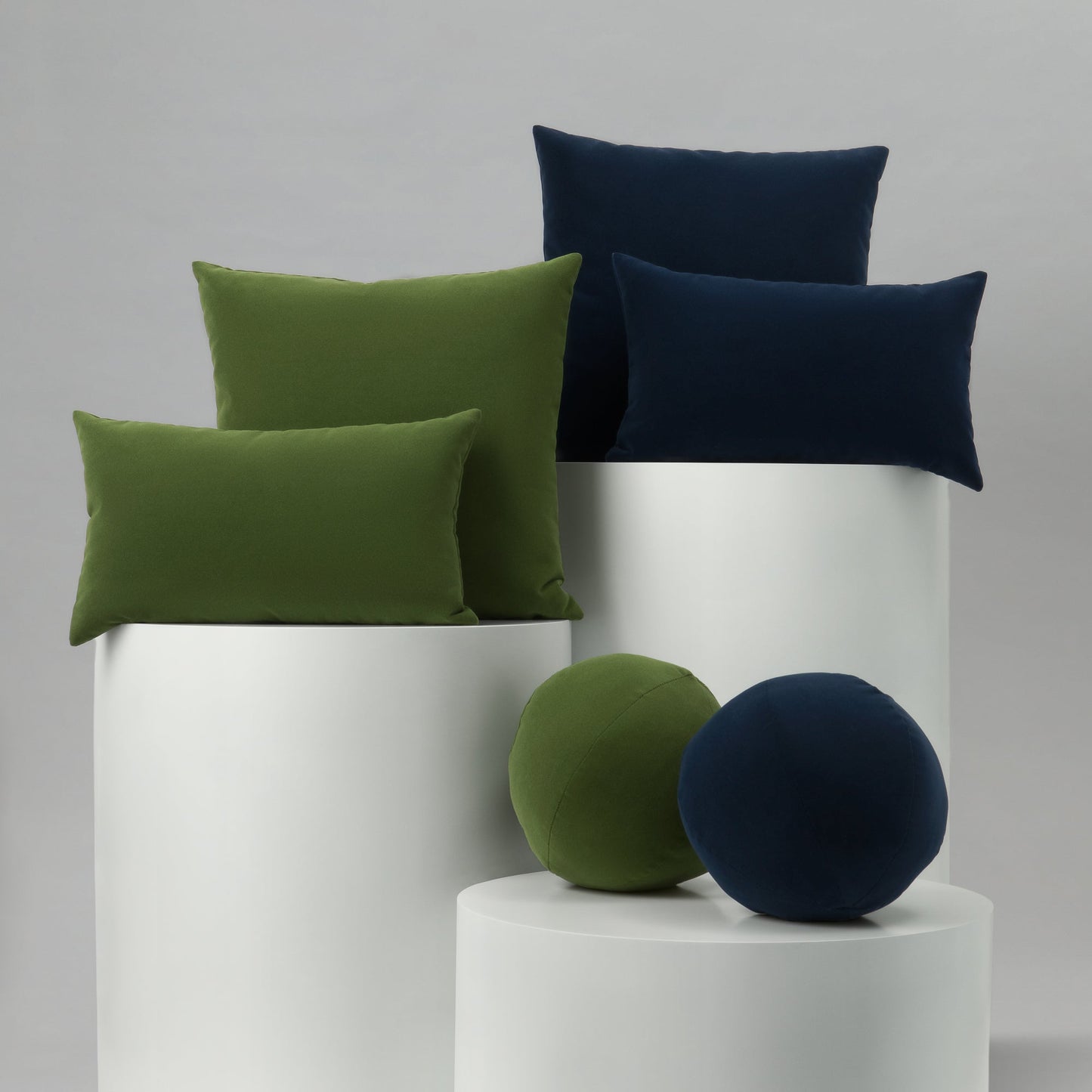 12" Round Elaine Smith Orb Pillow Lush Velvet Midnight, image 7