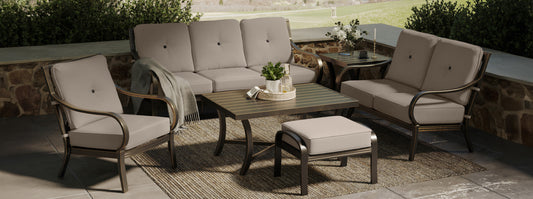 3 Tips for Selecting Patio Furniture When Designing an Outdoor Dining Area