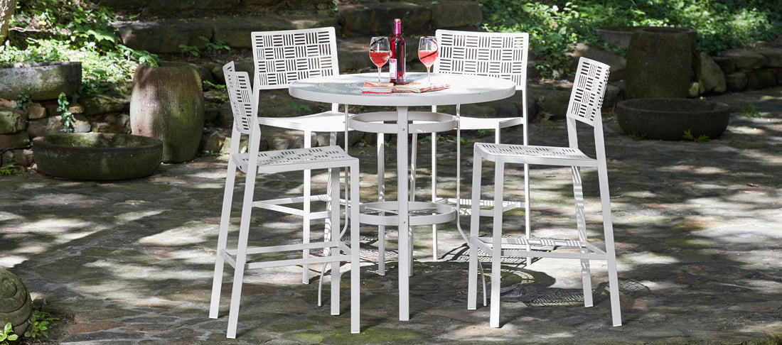 Open up Your Outdoor Kitchen with Bar Stools