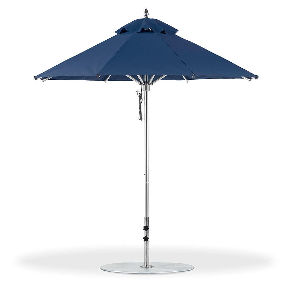 7.5' Oct Greenwich Aluminum Market Umbrella