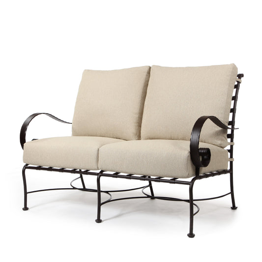 Classico Loveseat