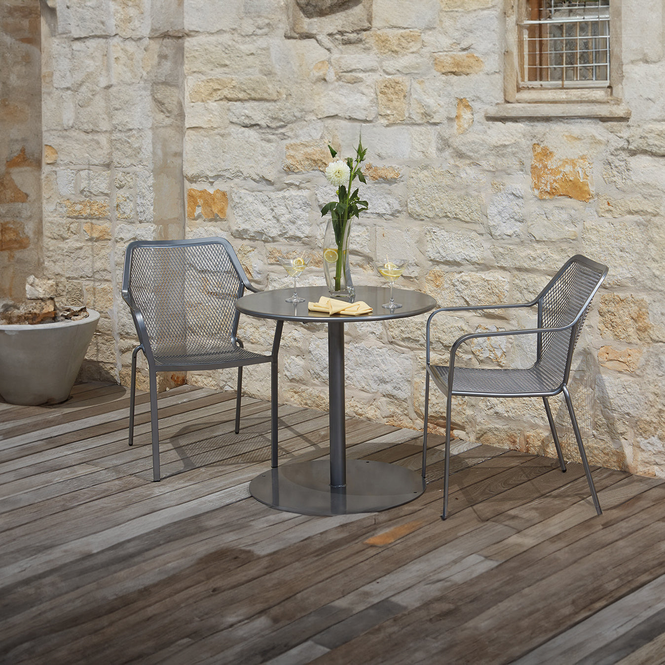 Mesh Top 30" Round Bistro Table, image 4