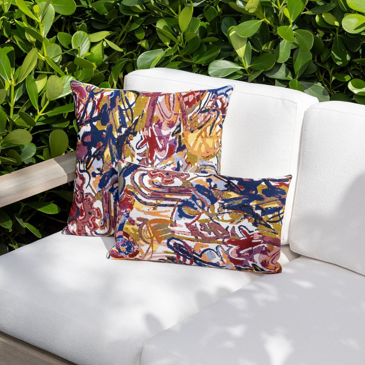 12" x 20" Elaine Smith Pillow Graffiti, image 4