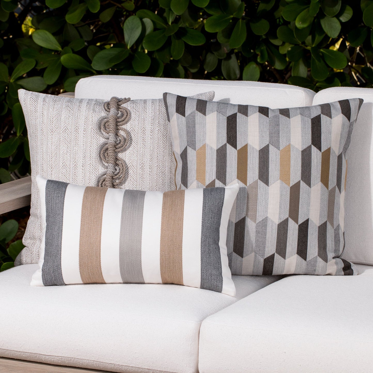 12" x 20" Elaine Smith Pillow Dune Stripe, image 4
