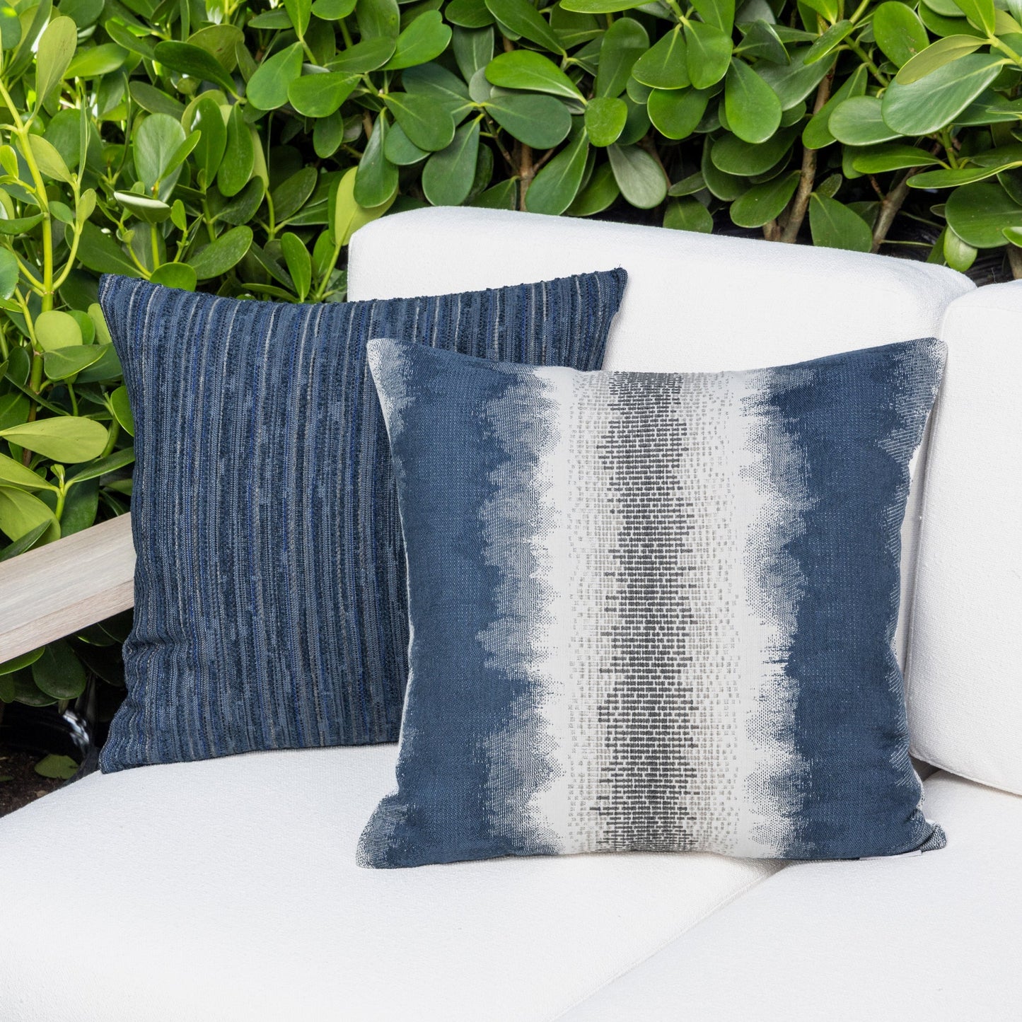 20" Square Elaine Smith Pillow  Luxe Stripe Indigo, image 4