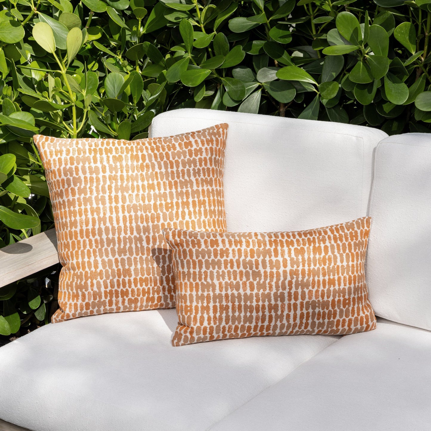 12" x 20" Elaine Smith Pillow  Thumbprint Tuscan, image 4