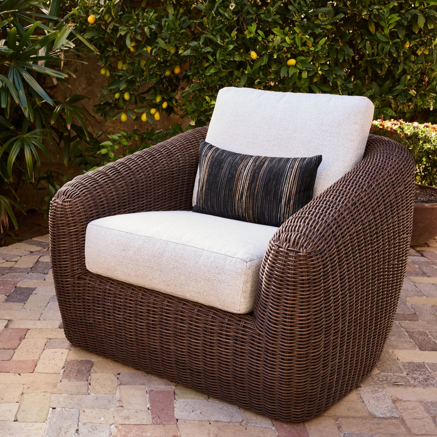 Boulevard Club Swivel Glider, image 2
