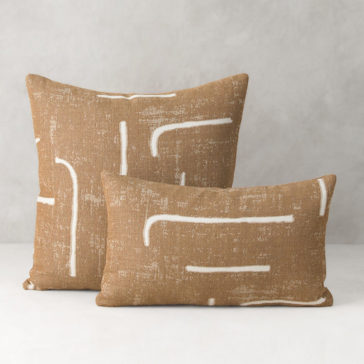 12" x 20" Elaine Smith Pillow Instinct Caramel, image 7