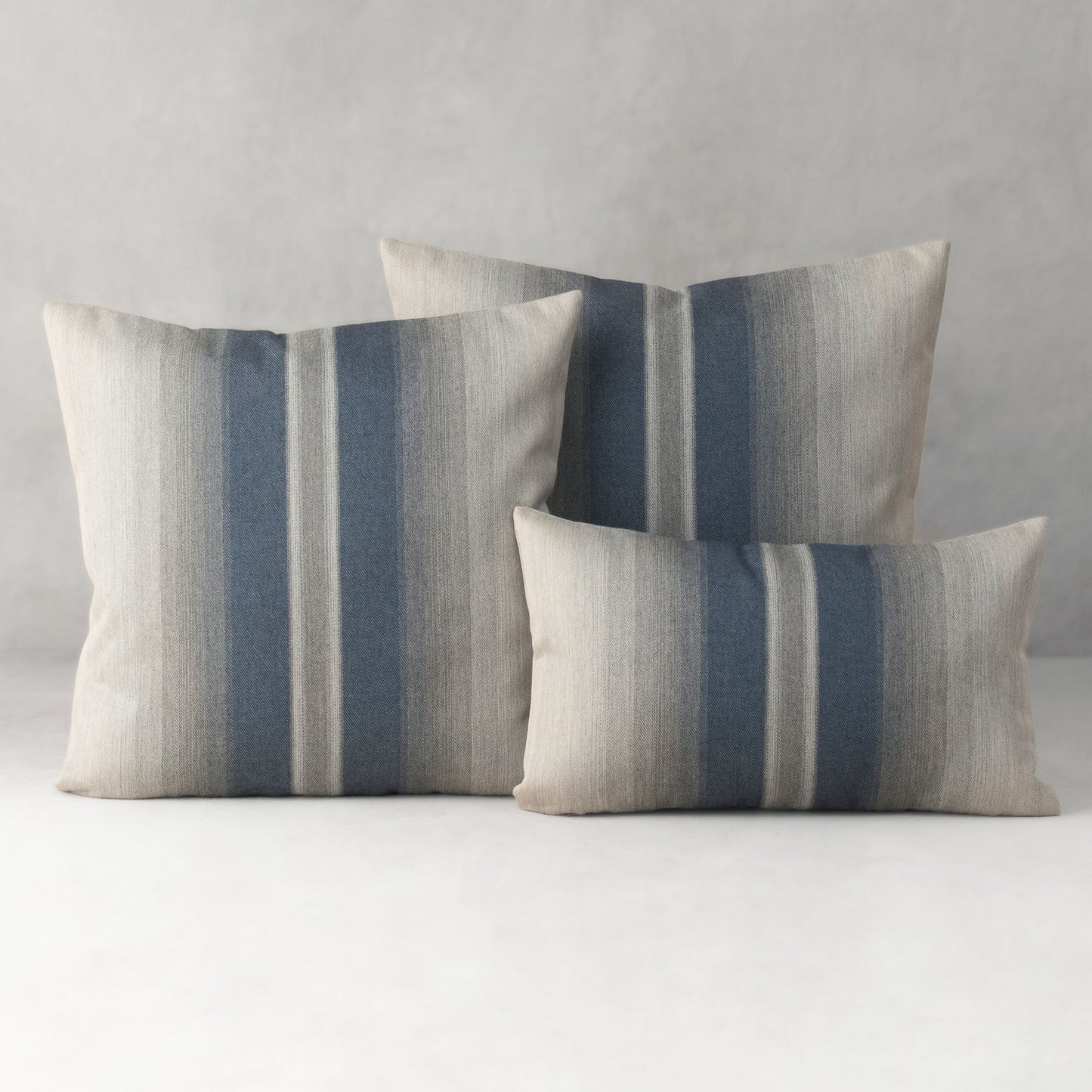 20" Square Elaine Smith Pillow  Ombre Indigo, image 6