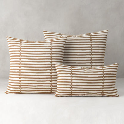 
                  20" Square Elaine Smith Pillow  Sincerity Caramel - Image 4
                