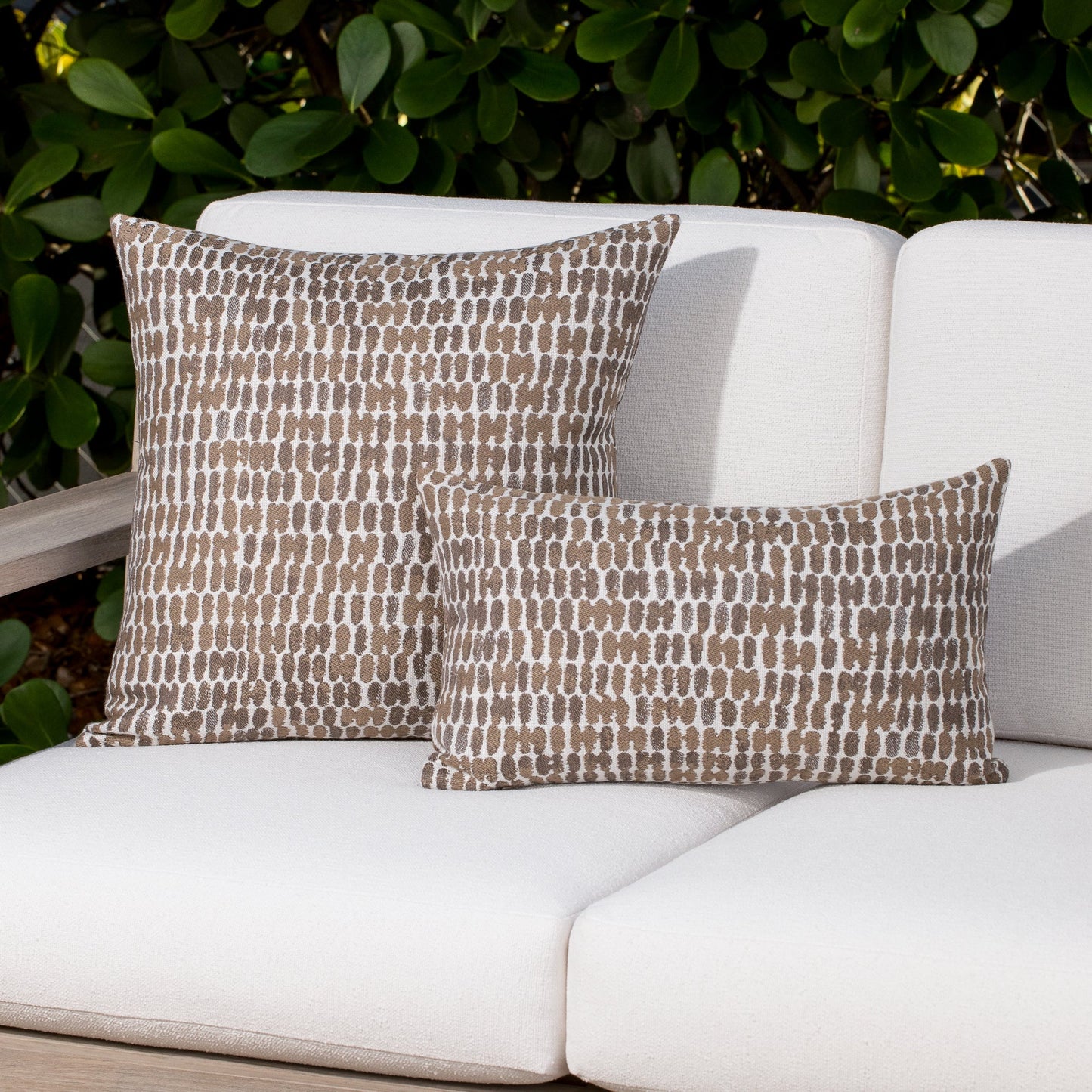 20" Square Elaine Smith Pillow  Thumbprint Latte, image 6