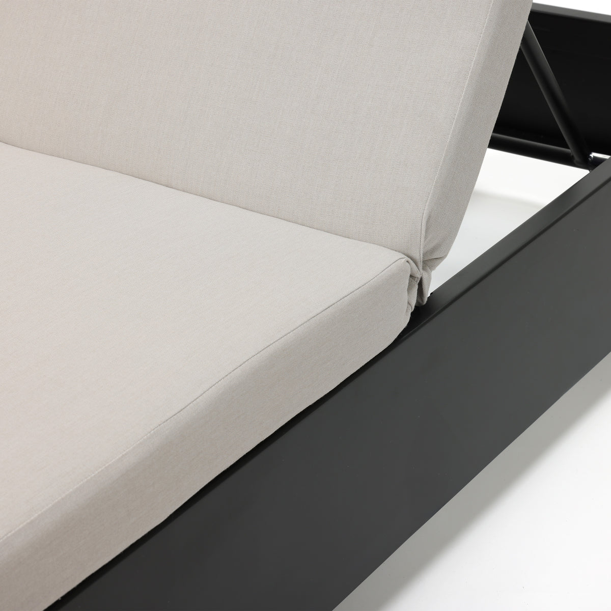 Henry Chaise Lounge, image 3