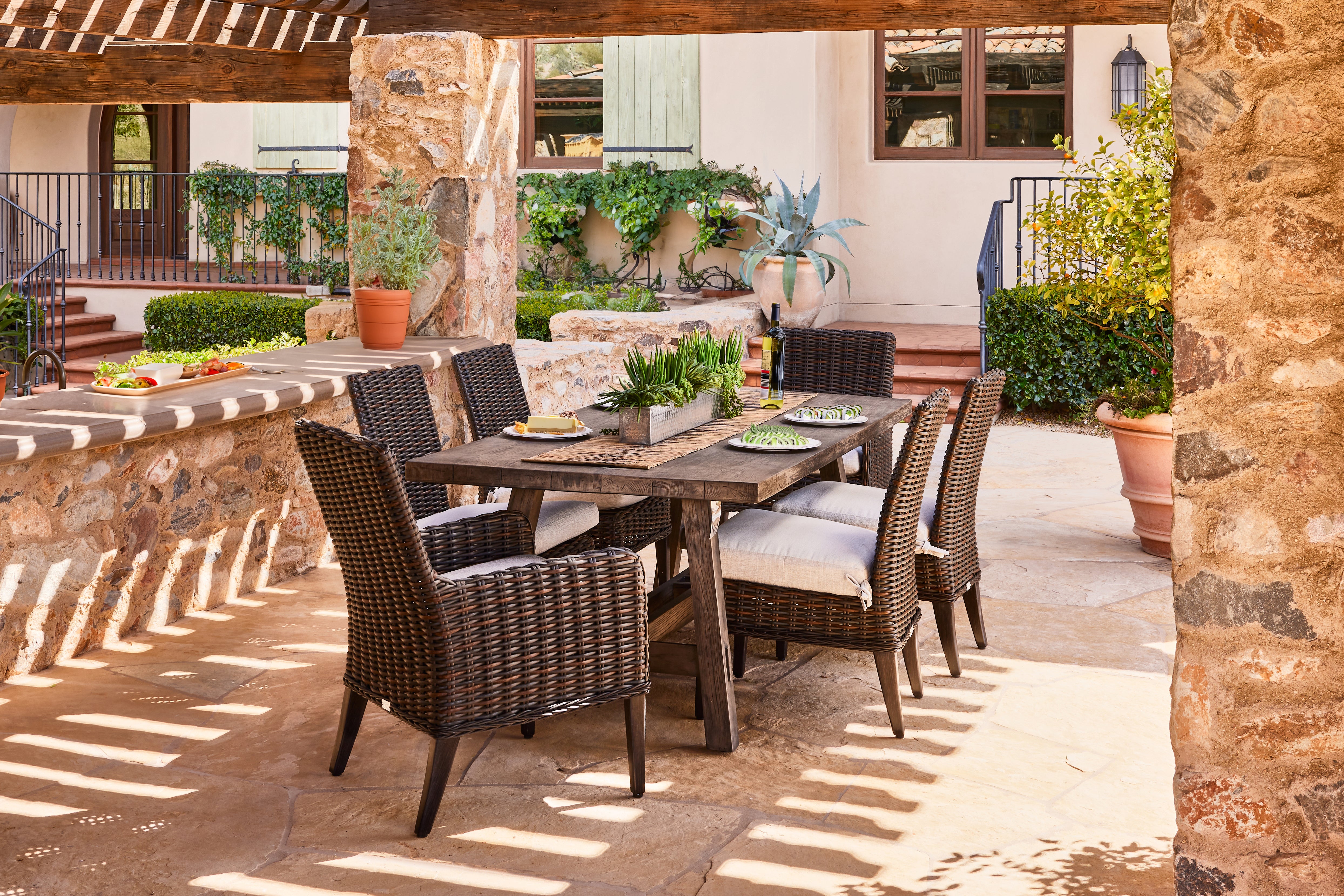 Patio dining table chairs hot sale