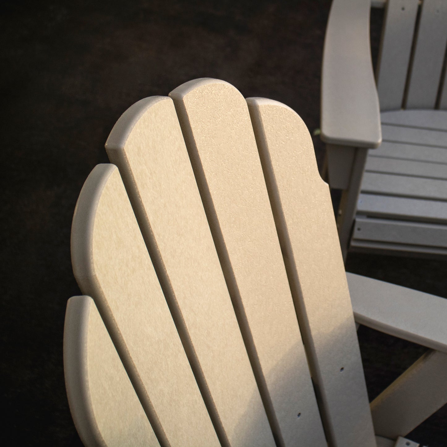Vineyard Curveback Adirondack Dining Chair Sand Detail, image 4