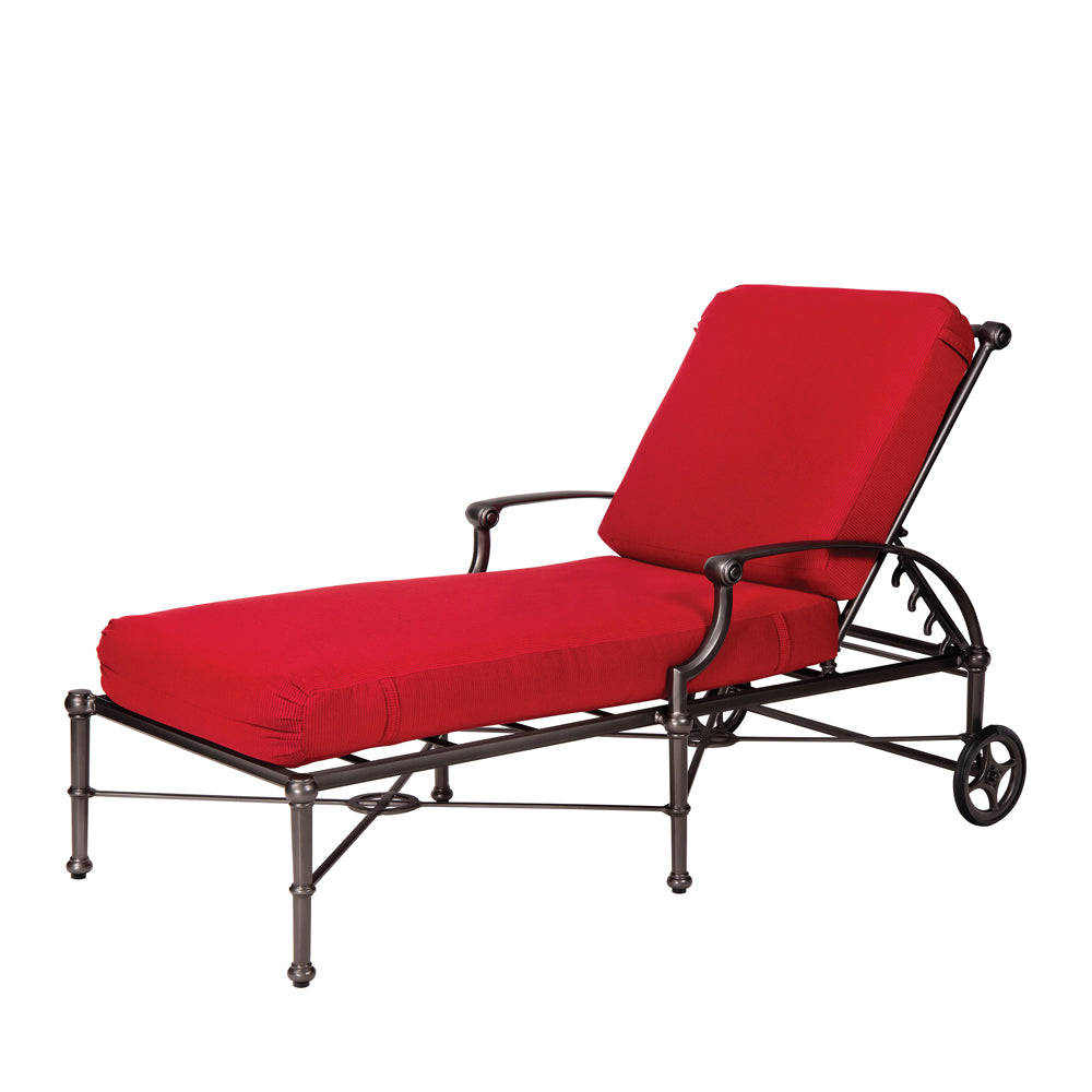 delphi chaise lounge 1