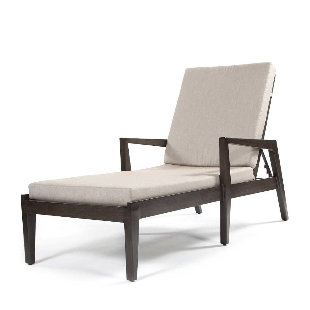 lucia chaise lounge